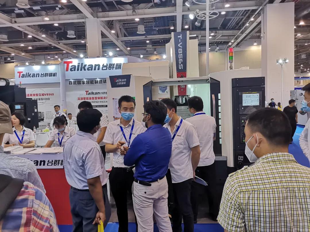 亚游集团ag8精机信阳机床展览会